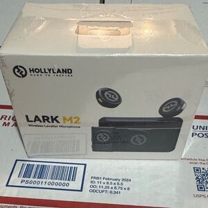 Lark M2 Wireless Lavalier Microphone - Black